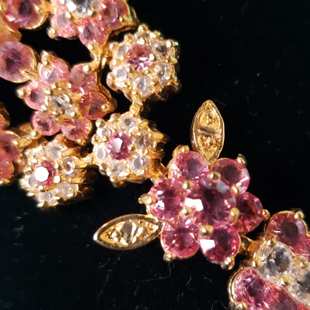 Vintage Style Flower Clasp Bracelet Gold Pink Rhinestone NWOT - Picture 9 of 12